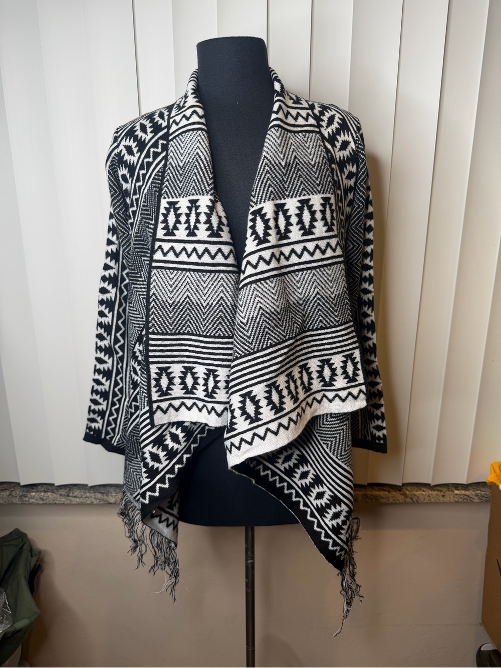 Poof Black and White Geometric Aztec Poncho Shrug Sweater Size Small